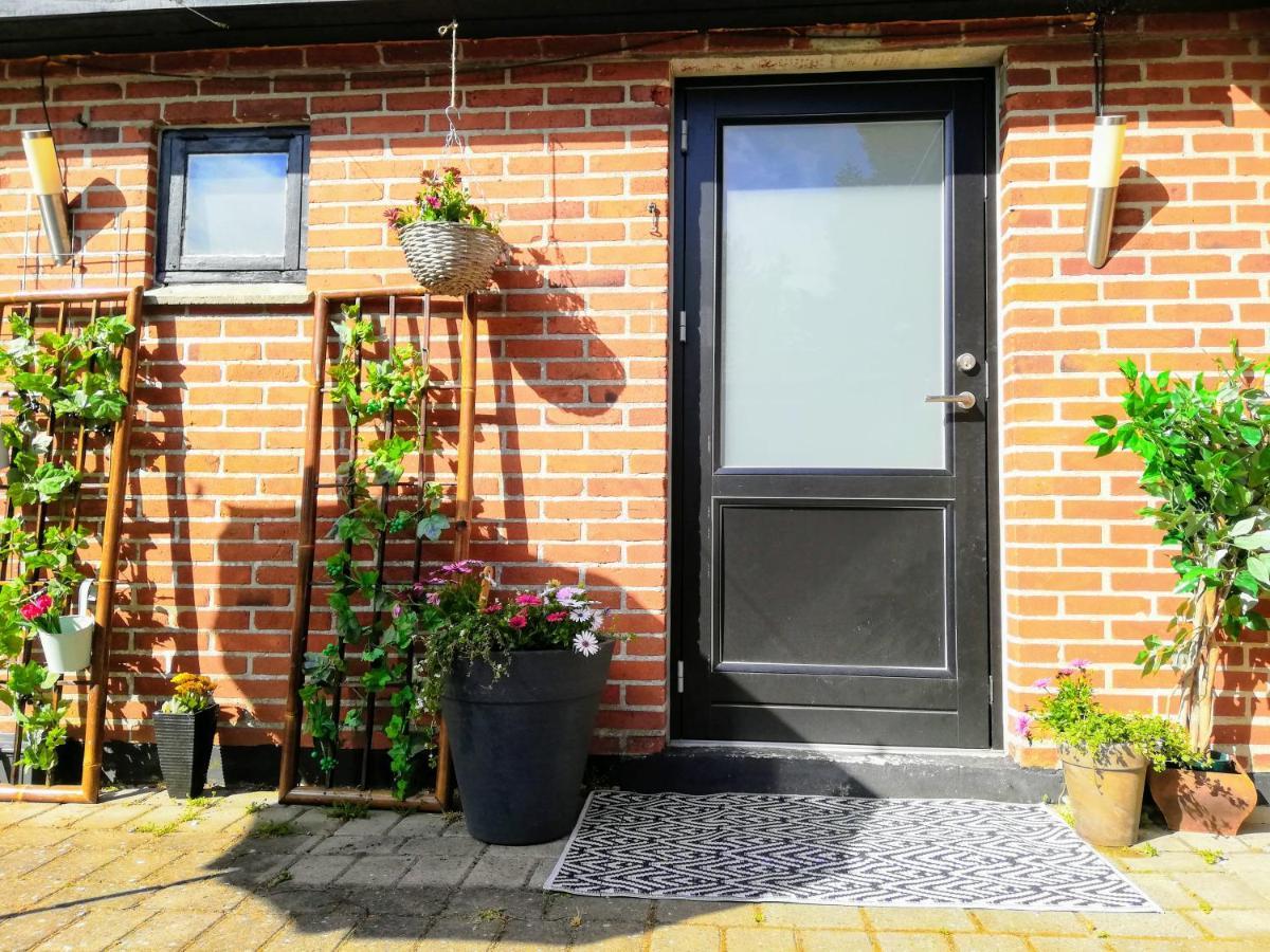5Minute Walk To Lego House - Private Studio Room With Bathroom Billund Exterior photo