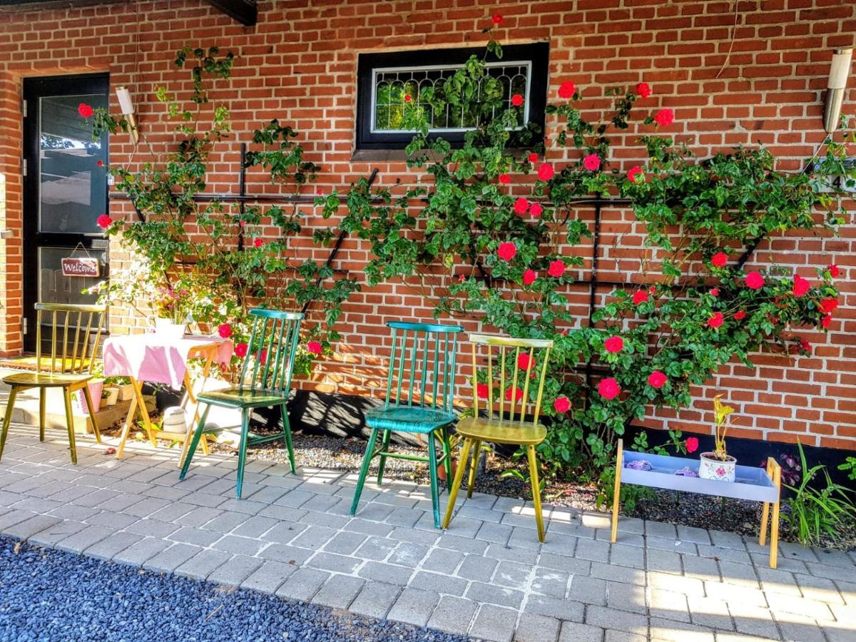 5Minute Walk To Lego House - Private Studio Room With Bathroom Billund Exterior photo
